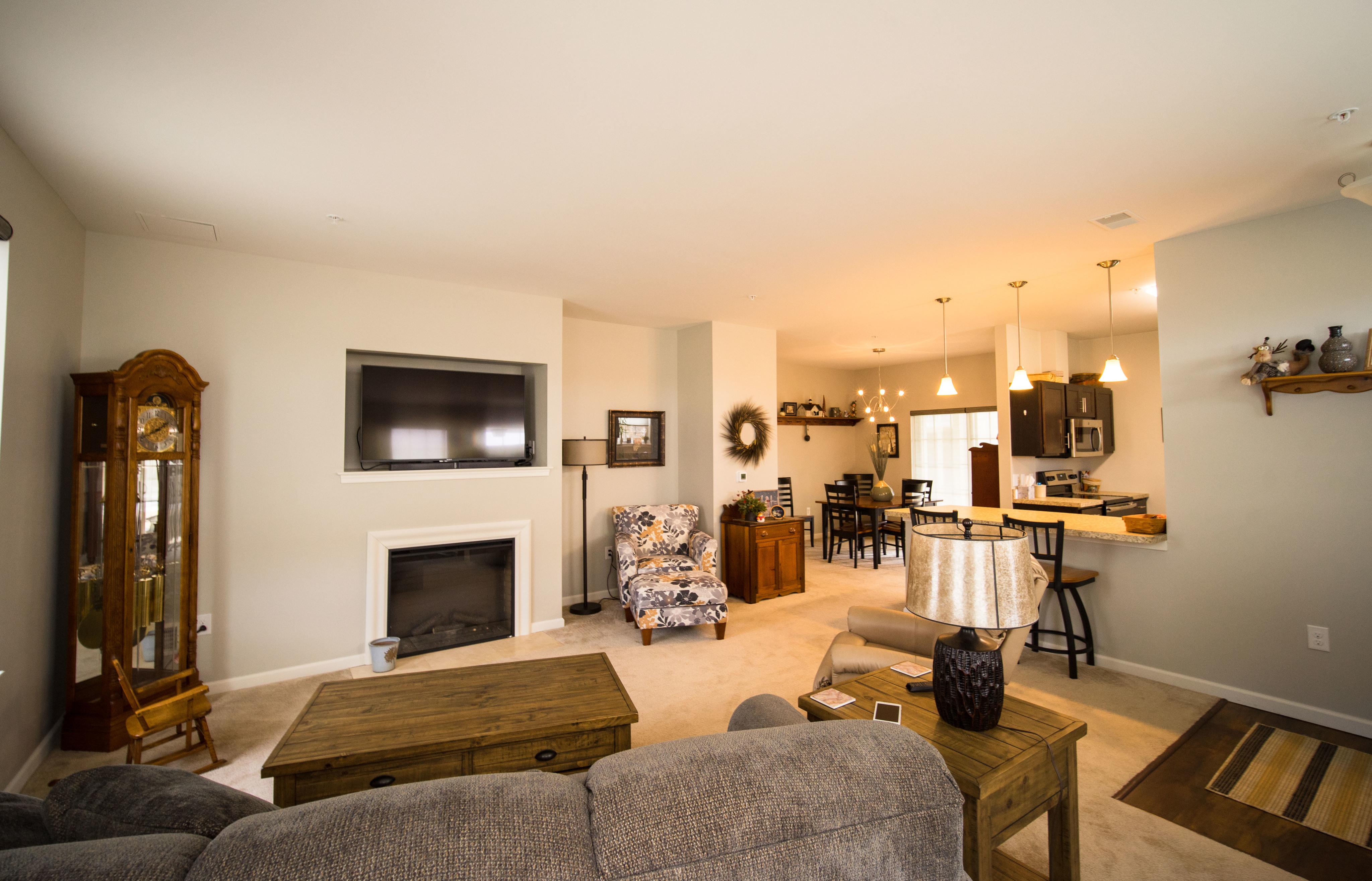 View Photos The Courts at Lime Spring