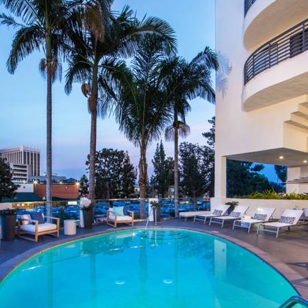 Photos Amp Tour Alister Sherman Oaks Apartments Ca